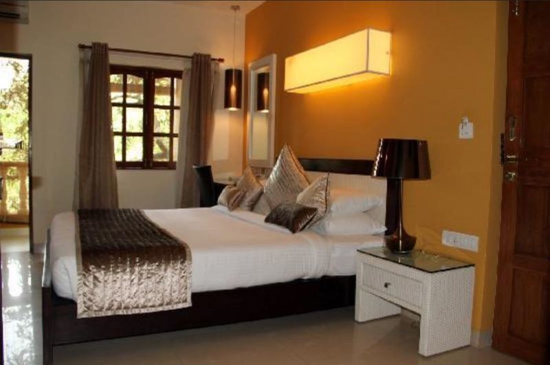 Coconut Grove Beach Resort Elmina Exterior foto