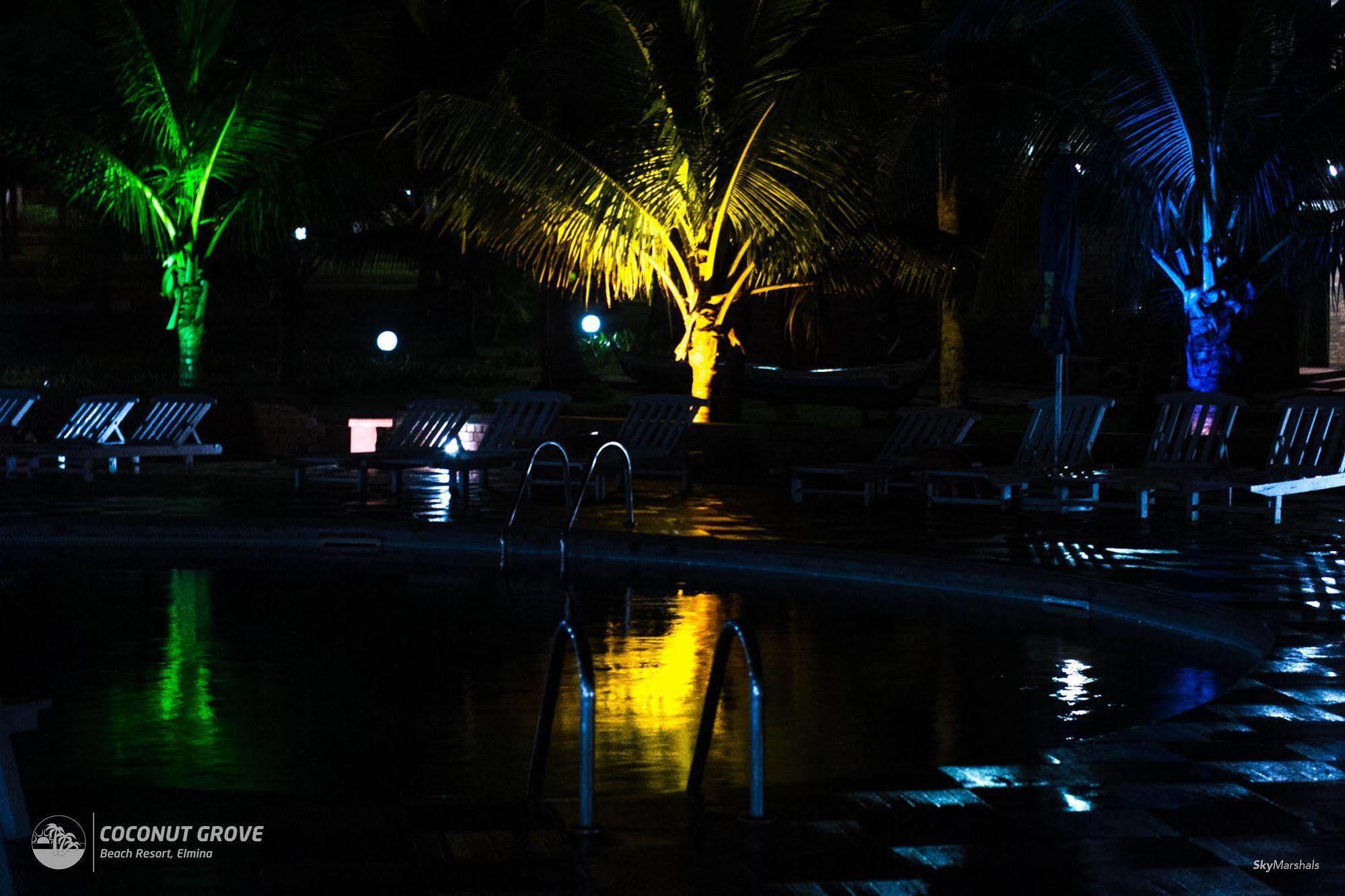 Coconut Grove Beach Resort Elmina Exterior foto